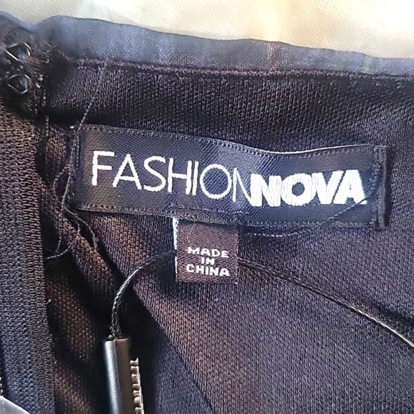 Fashion Nova Vibrant Blue & Green Halter Maxi Dress, Size: XS, NWT - Picture 14 of 16